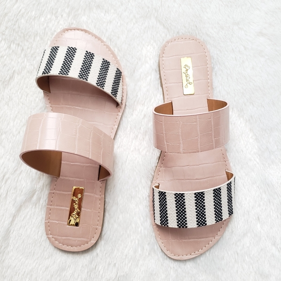 Vegan Leather Double Strap Sandals *NEW w/box* - Picture 1 of 7